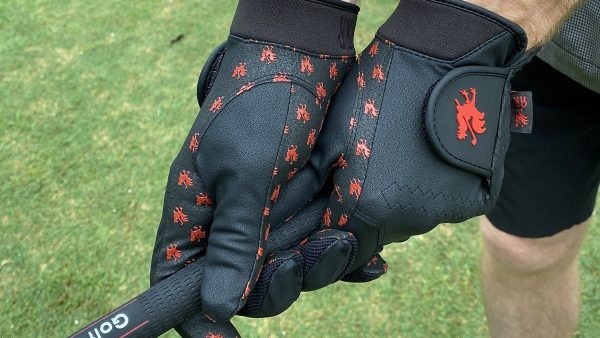 The Rain Rooster: Red Rooster’s Rad Rain Golf Glove