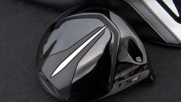 Titleist TSR1 Driver – Lightweight and Aerodynamic