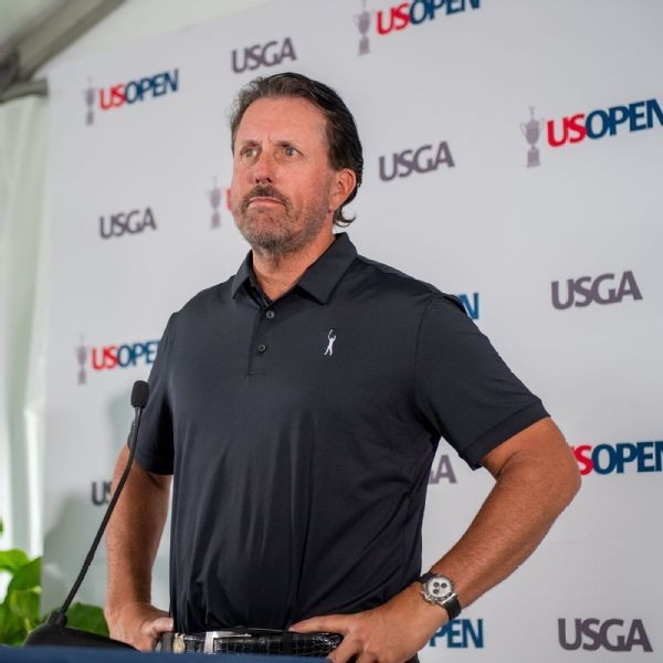 At Open, all eyes on Mickelson, who says little