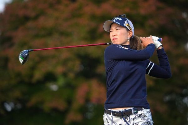 Ueda shoots 69, has 1-shot lead in Toto Classic