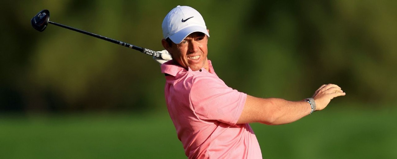 McIlroy leads by 3 ahead of final day in Dubai