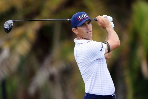 Horschel, Bramlett card 65s, share lead at Honda