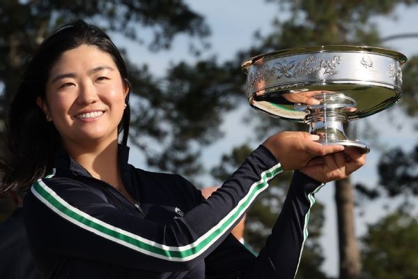 Zhang holds on to win ANWA in playoff over Bae