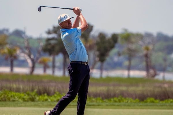 Walker leads RBC Heritage by 3; Rahm rebounds