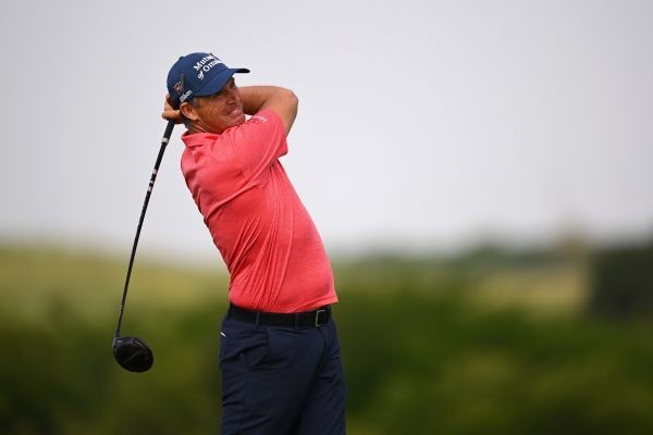 Harrington takes 1st round lead at Senior PGA