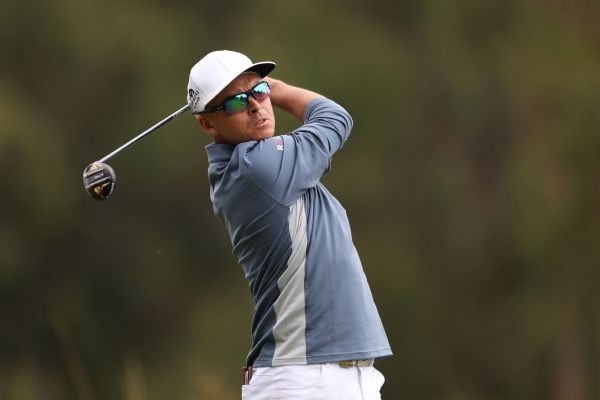 Fowler, Schauffele fire historic 62s at U.S. Open