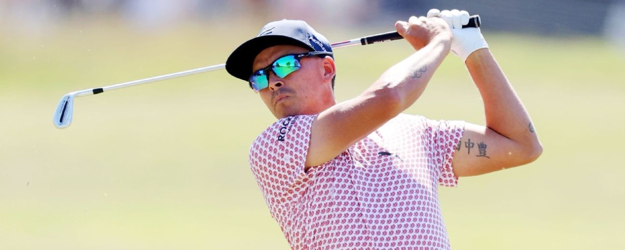 Fowler, Clark share 54-hole lead; McIlroy 1 back