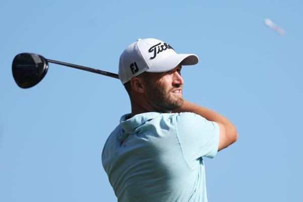 Clark wins U.S. Open by 1 shot for first major