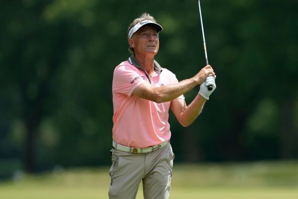 Langer takes U.S. Senior Open, sets wins record