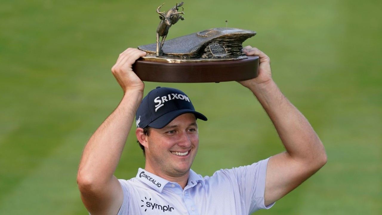 Straka wins John Deere Classic with last-round 62