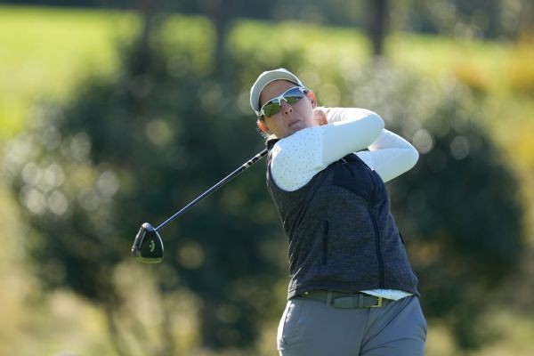 Buhai, Lee tied for LPGA lead in South Korea