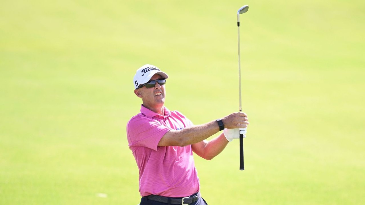 Veteran Percy takes WWT lead, Villegas in mix