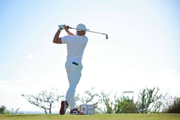 Villegas 36-hole leader after firing 64 in Mexico