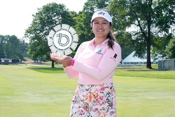 Vu bests Thompson, wins LPGA playoff in return