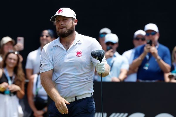 Hatton up 3 at LIV Nashville after bogey-free 64