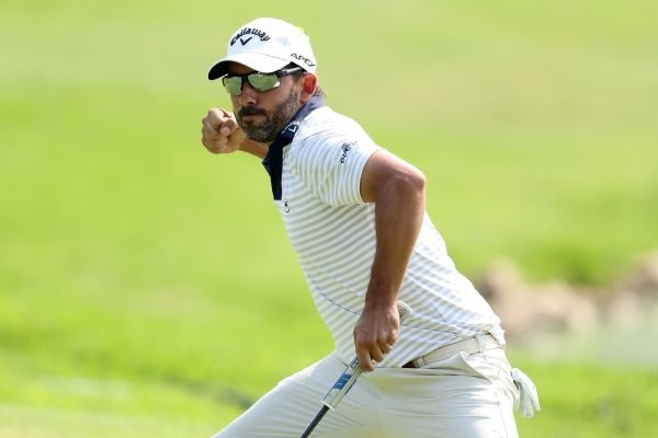 Larrazábal rides birdie run to title in South Korea